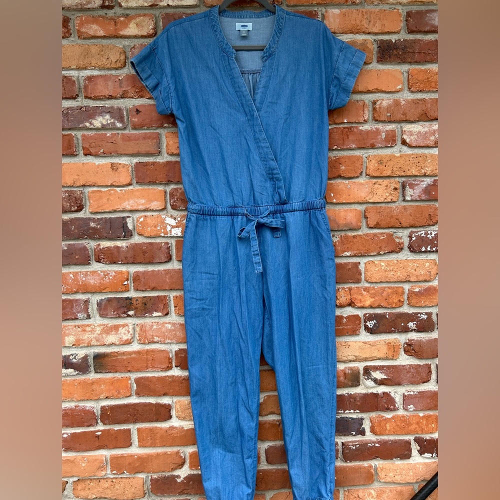 Old Navy Blue Chambray 100% Cotton Jumpsuit Size Small